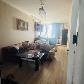 In Baku 70.0 m² apartment is for rent - Image 3