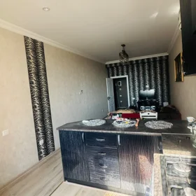 In Baku 70.0 m² apartment is for rent - Image 5