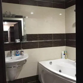 In Baku 130.0 m² apartment is for rent - Image 8