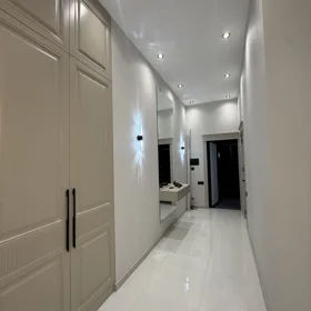 In Baku 70.0 m² apartment is for sale - Image 5