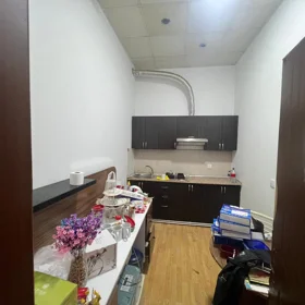 In Baku 155.0 m² apartment is for rent - Image 10