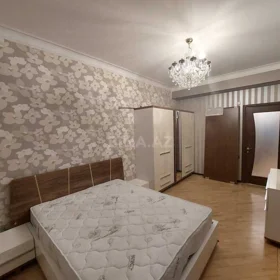 In Baku 135.0 m² apartment is for rent - Image 4