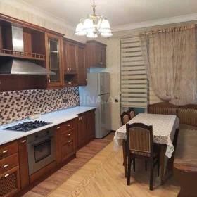 In Baku 135.0 m² apartment is for rent - Image 8