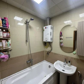In Baku 48.0 m² apartment is for sale - Image 6