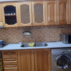 In Baku 100.0 m² apartment is for sale - Image 4