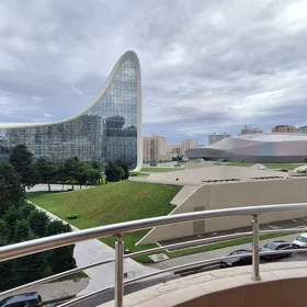 In Baku 100.0 m² apartment is for sale - Image 7