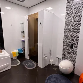 In Səbail rayonu 260.0 m² apartment is for rent - Image 2