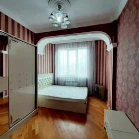 In Baku 80.0 m² apartment is for rent - Image 5