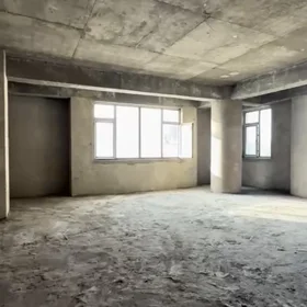 In Baku 300.0 m² apartment is for sale - Image 8