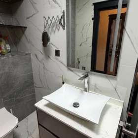 In Baku 105.0 m² apartment is for sale - Image 2