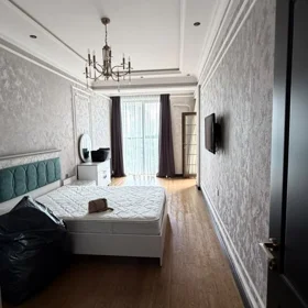 In Baku 105.0 m² apartment is for sale - Image 5