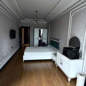 In Baku 105.0 m² apartment is for sale - Image 6