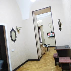In Baku 65.0 m² apartment is for rent - Image 2