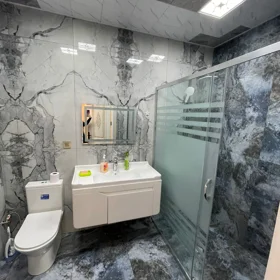 In Baku 110.0 m² apartment is for rent - Image 7
