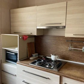 In Baku 65.0 m² apartment is for rent - Image 9