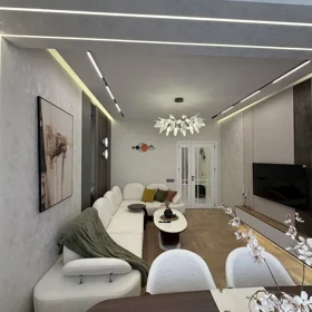 In Baku 117.0 m² apartment is for sale - Image 4