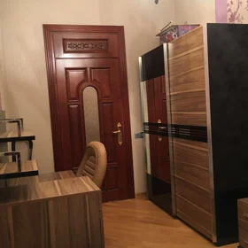 In Baku 80.0 m² apartment is for rent - Image 9