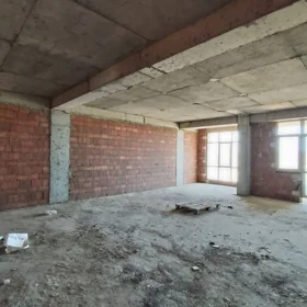 In Baku 166.0 m² apartment is for sale - Image 5