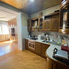 In Baku 100.0 m² apartment is for rent - Image 8