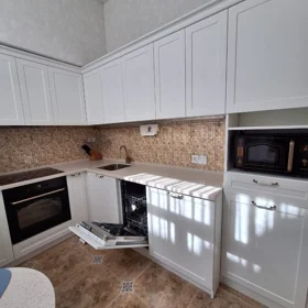 In Baku 80.0 m² apartment is for rent - Image 2