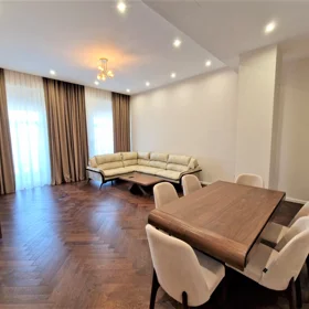 In Xətai rayonu 170.0 m² apartment is for rent - Image 4