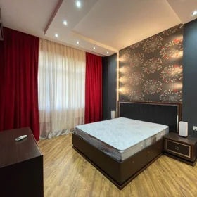 In Baku 110.0 m² apartment is for rent - Image 4