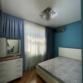 In Baku 110.0 m² apartment is for rent - Image 6