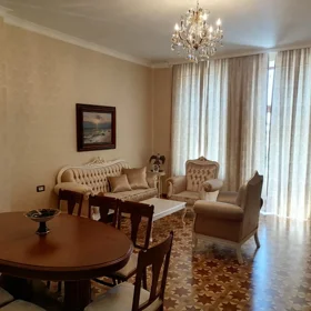 In Səbail rayonu 100.0 m² apartment is for rent - Image 3
