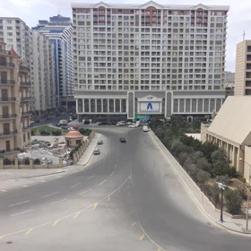 In Xətai rayonu 352.0 m² commercial is for rent - Image 6