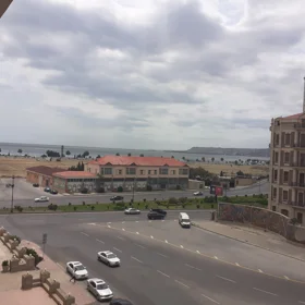 In Xətai rayonu 352.0 m² commercial is for rent - Image 7