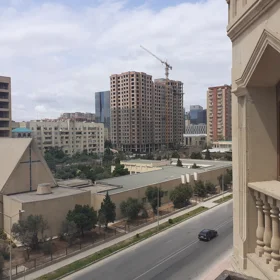 In Xətai rayonu 352.0 m² commercial is for rent - Image 8