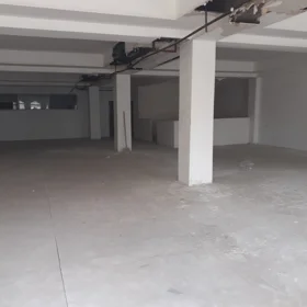 In Xətai rayonu 352.0 m² commercial is for rent - Image 9