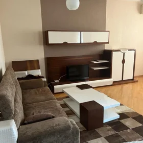 In Baku 135.0 m² apartment is for rent - Image 3