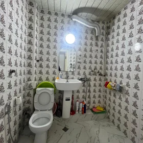 In Baku 50.0 m² apartment is for sale - Image 2