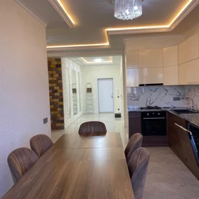 In Baku 102.0 m² apartment is for rent - Image 3