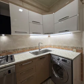 In Baku 60.0 m² apartment is for rent - Image 8