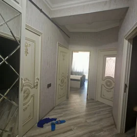 In Baku 75.0 m² apartment is for rent - Image 2