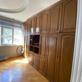 In Baku 1000.0 m² apartment is for rent - Image 8