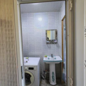 In nan 298.0 m² house with 6.0 rooms is for sale - Image 2