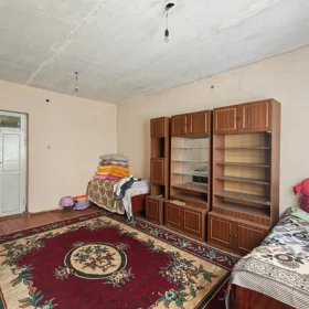 In nan 298.0 m² house with 6.0 rooms is for sale - Image 6