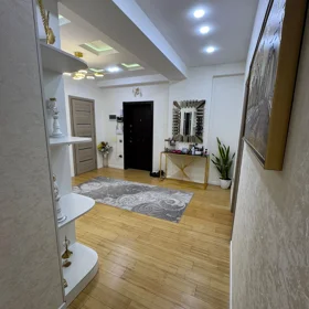In Baku 100.0 m² apartment is for rent - Image 2