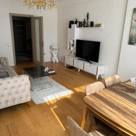 In Baku 100.0 m² apartment is for rent - Image 5