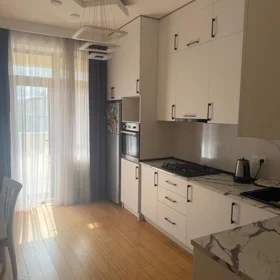 In Baku 100.0 m² apartment is for rent - Image 9