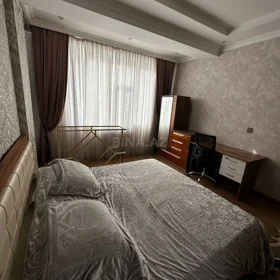 In Baku 70.0 m² apartment is for rent - Image 8