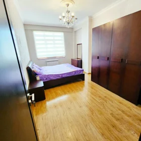 In Baku 132.0 m² apartment is for rent - Image 6