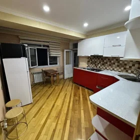 In Baku 100.0 m² apartment is for rent - Image 6