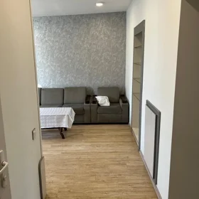 In Baku 64.0 m² apartment is for rent - Image 3