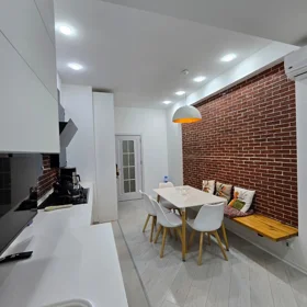 In Baku 125.0 m² apartment is for sale - Image 2
