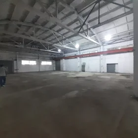 In Baku 1000.0 m² commercial is for rent - Image 4