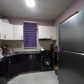 In Khirdalan 200.0 m² house with 5.0 rooms is for sale - Image 2